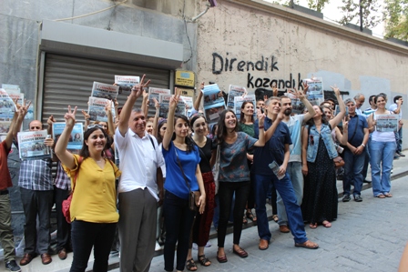 Özgür Gündem gazete toplantısı